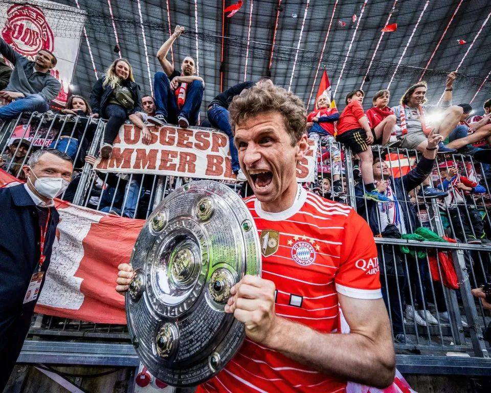 列日体育会取得惊人胜利,震动德国足坛的简单介绍 列日体育会取得惊人胜利,震动德国足坛的简单介绍