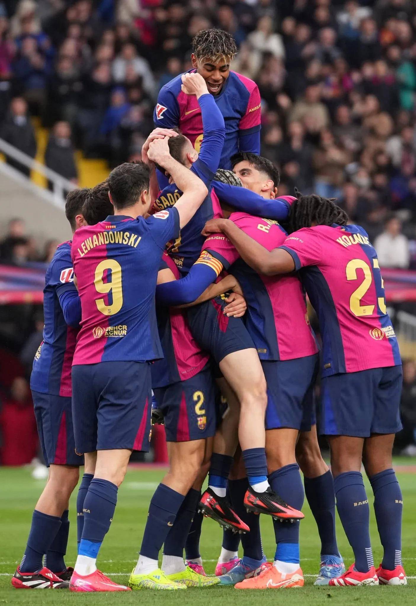 曼联轻松晋级淘汰赛,实现出线目标的简单介绍 曼联轻松晋级淘汰赛,实现出线目标的简单介绍