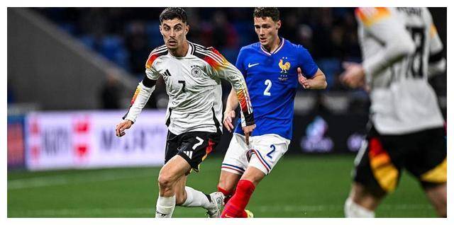 爱游戏在线-包含欧洲杯/决赛胜负难分，悬念重重引发热议的词条