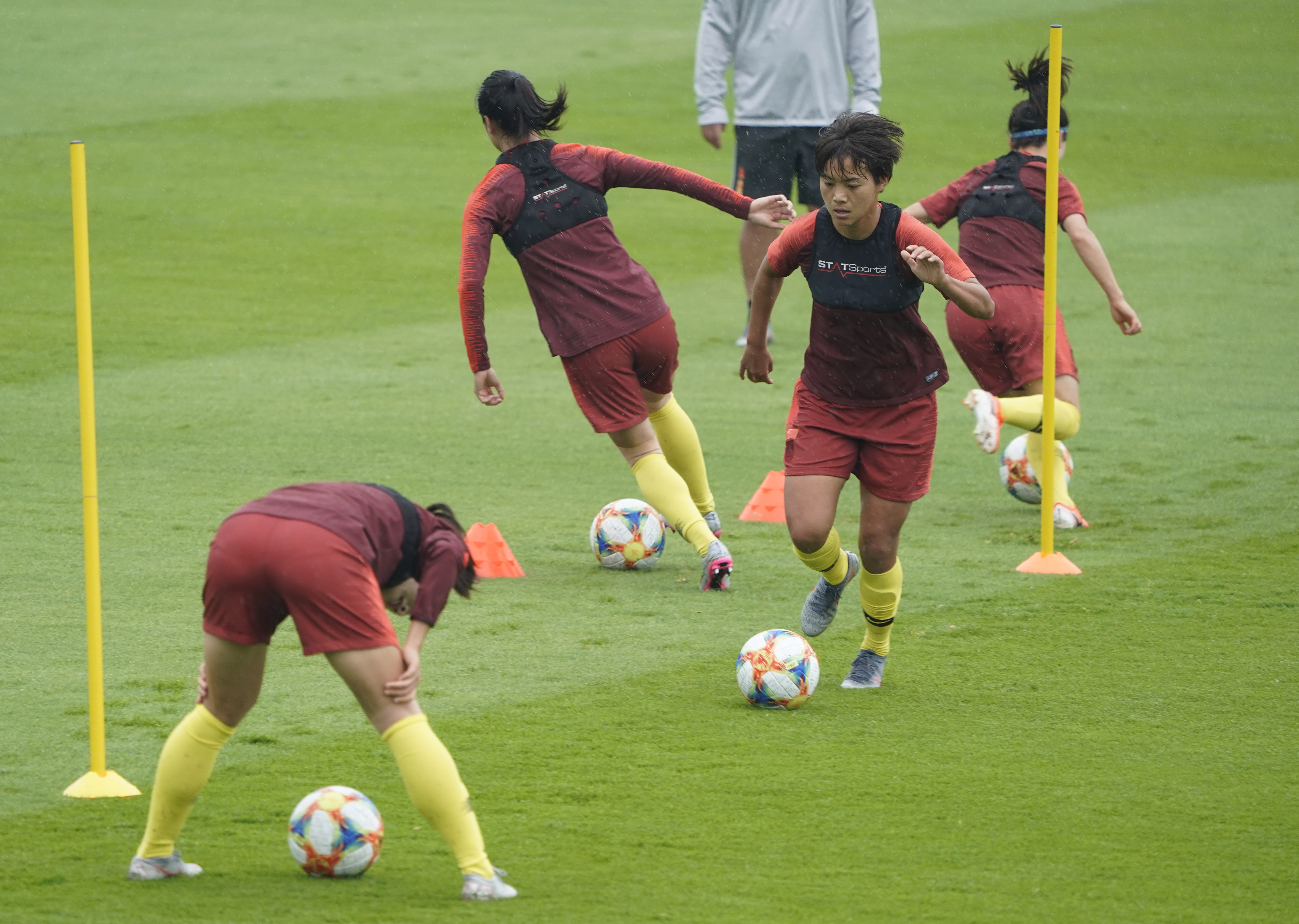 爱游戏中国官网-包含布基纳法索女足队备战国际杯的词条