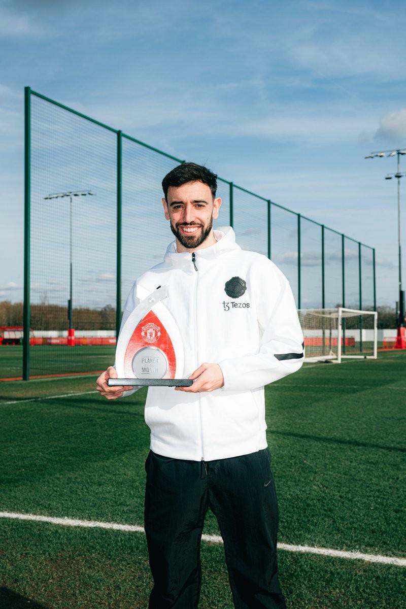 爱游戏体育官网-曼联后卫再夺年度最佳球员奖