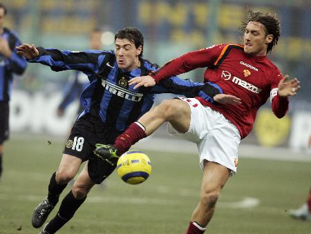 包含罗马迎来赛季第一场胜利,锁定胜局的词条 包含罗马迎来赛季第一场胜利,锁定胜局的词条