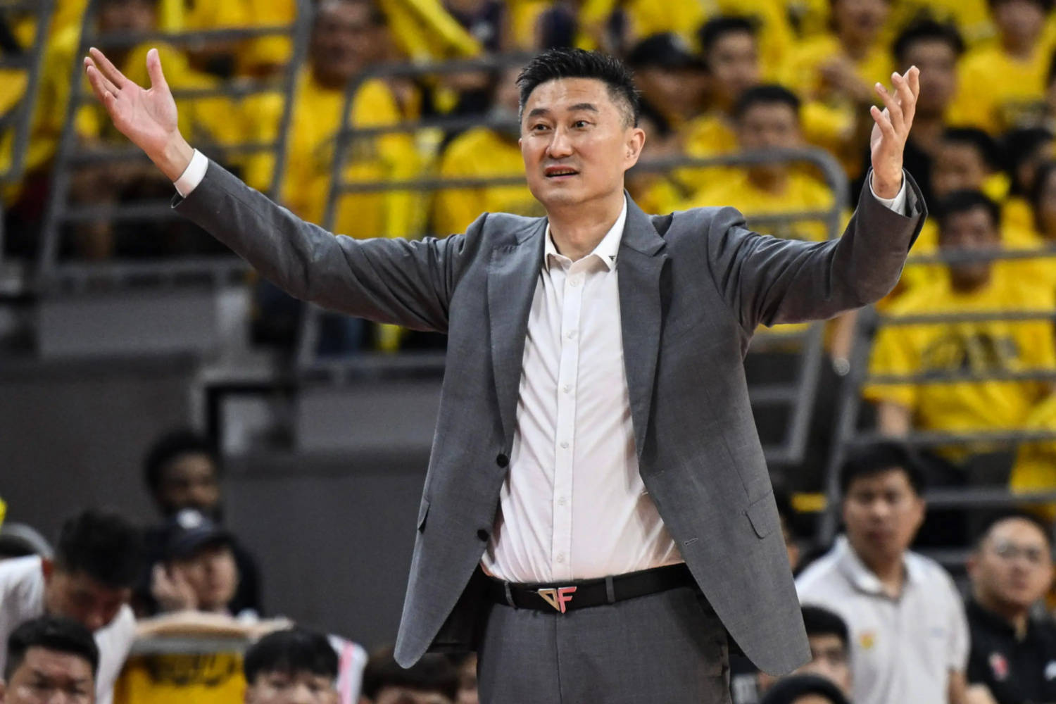 无后悔广东队战胜广东铁人队