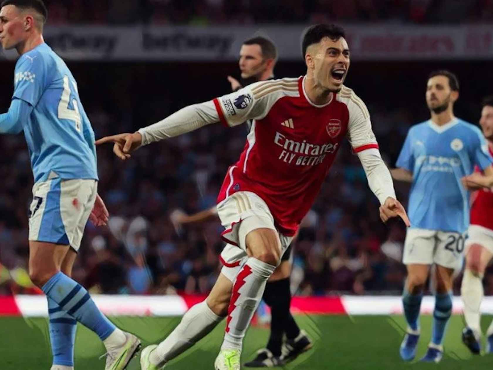 爱游戏入口-关于曼城锋线轮番交替进球，球队士气高涨追击领头羊的信息