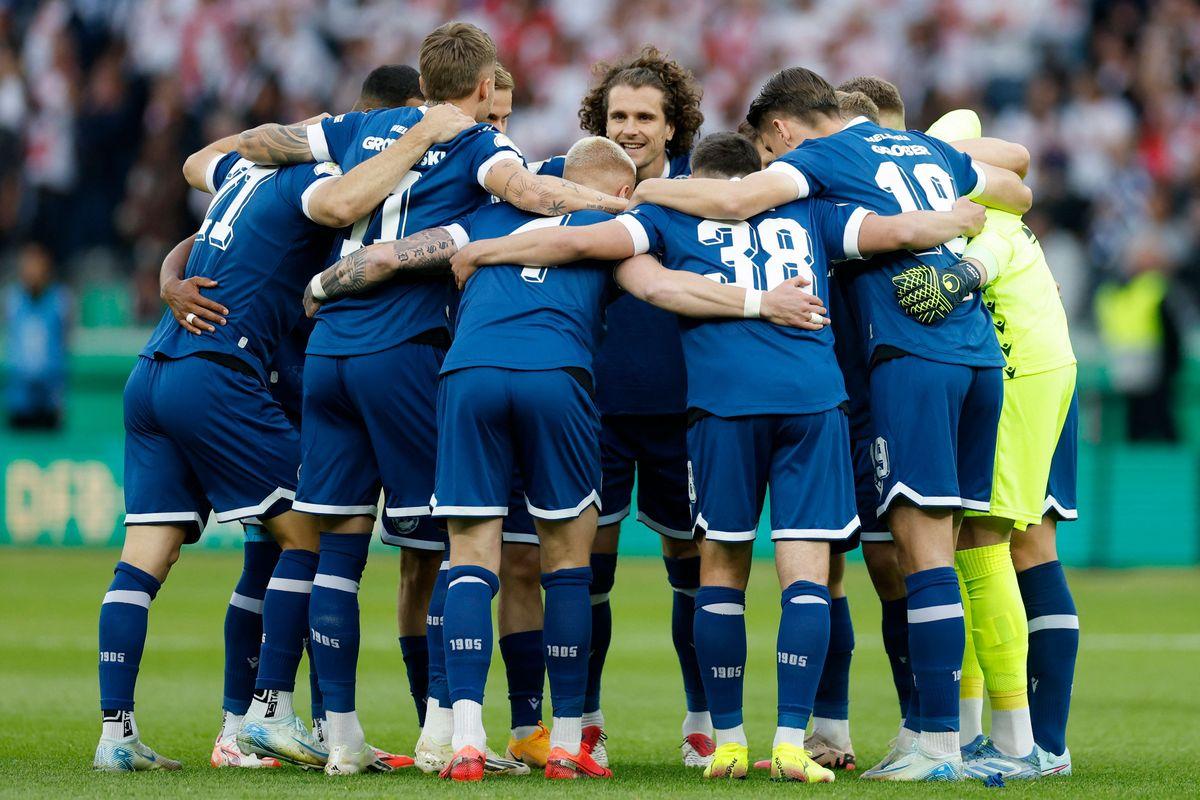 爱游戏登录入口-包含捷克队在国际足球赛事中取得成功的词条