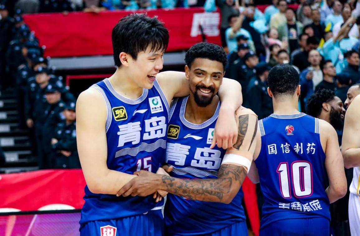 爱游戏登录-青岛男篮遭遇对手围剿，欲寻突破关键的简单介绍
