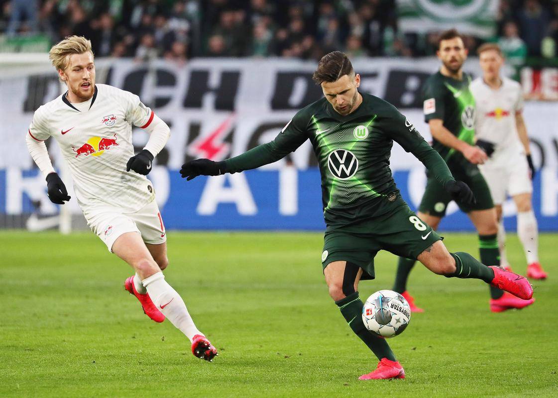 柏林联合队客场战胜奥格斯堡,取得关键胜利的简单介绍 柏林联合队客场战胜奥格斯堡,取得关键胜利的简单介绍