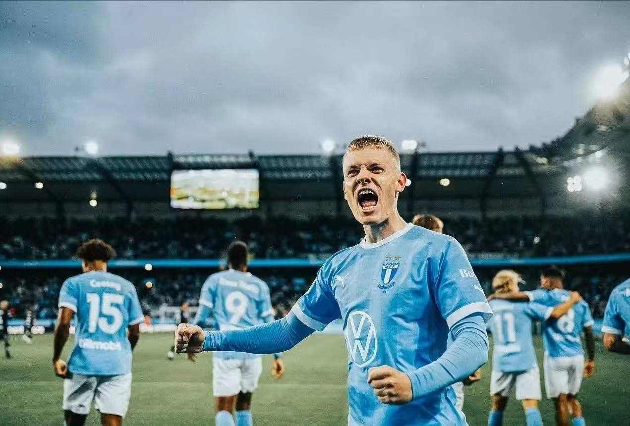 包含比利亚雷亚尔客场遭遇强敌,展开殊死搏斗的词条 包含比利亚雷亚尔客场遭遇强敌,展开殊死搏斗的词条