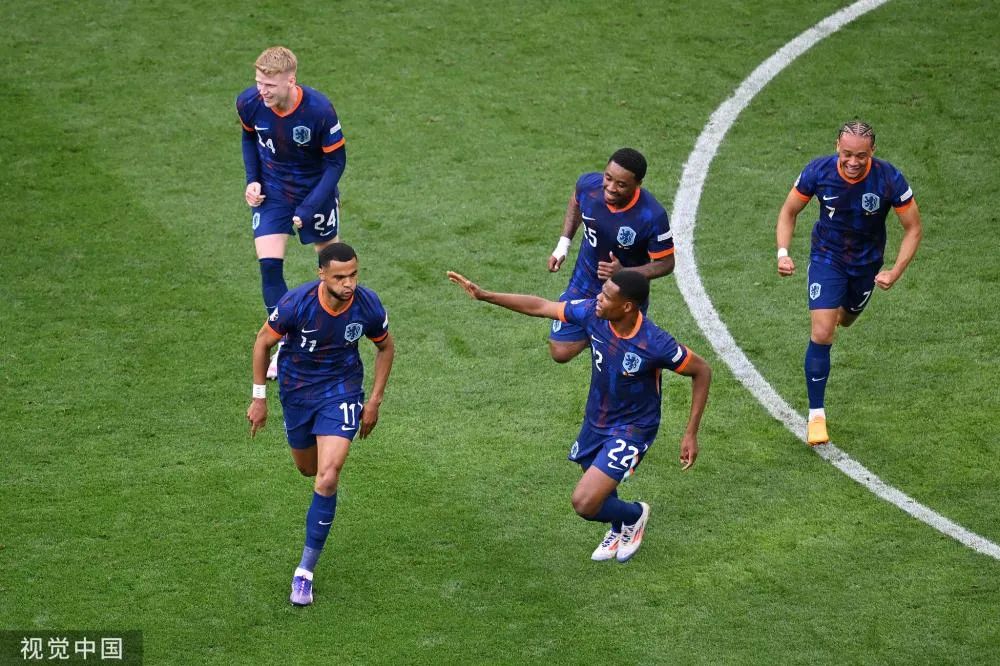 爱游戏官网网页版入口-荷兰队主场迎战土耳其，争夺关键三分