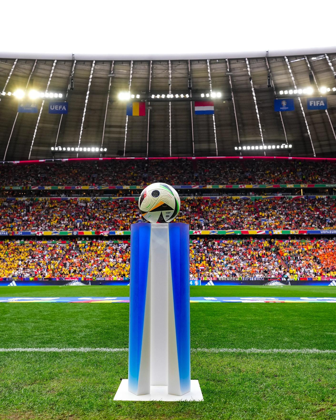 荷兰队主场迎战土耳其,争夺关键三分 荷兰队主场迎战土耳其,争夺关键三分