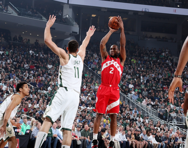 猛龙队在关键时刻迎来胜利获得季后赛门票的简单介绍 猛龙队在关键时刻迎来胜利获得季后赛门票的简单介绍