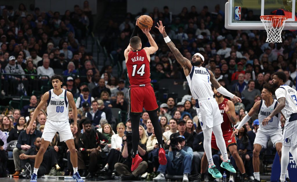 热火擒下独行侠:巴特勒制胜球 热火擒下独行侠:巴特勒制胜球