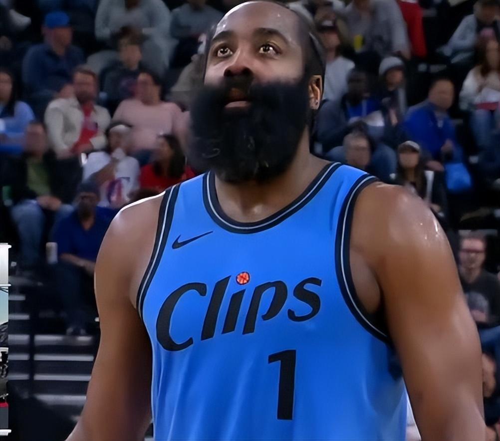 爱游戏登录入口-快船连胜延续击败独行侠