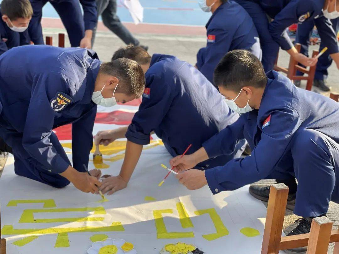 非洲强队为取得胜利奋勇拼搏